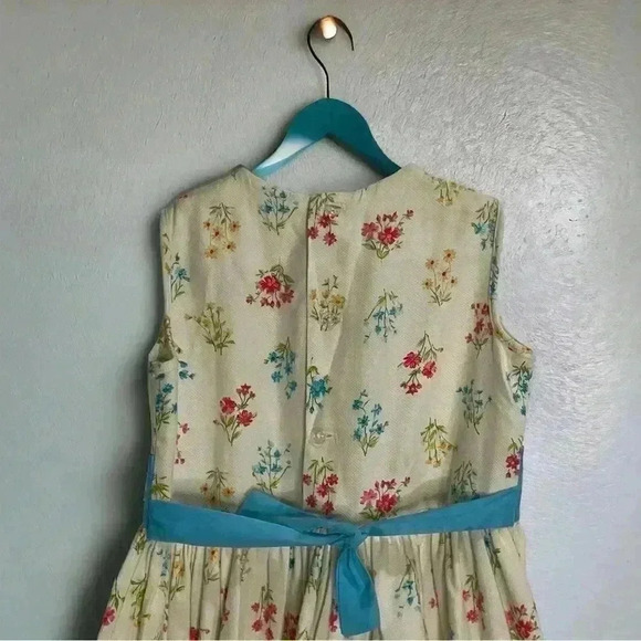 Vintage Girl's Floral Sleeveless Dress.  No tag or size.  Approx. Size 6 Girl's - Picture 4 of 7